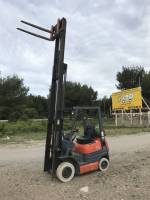 CHARIOT ELEVATEUR TOYOTA FGF15