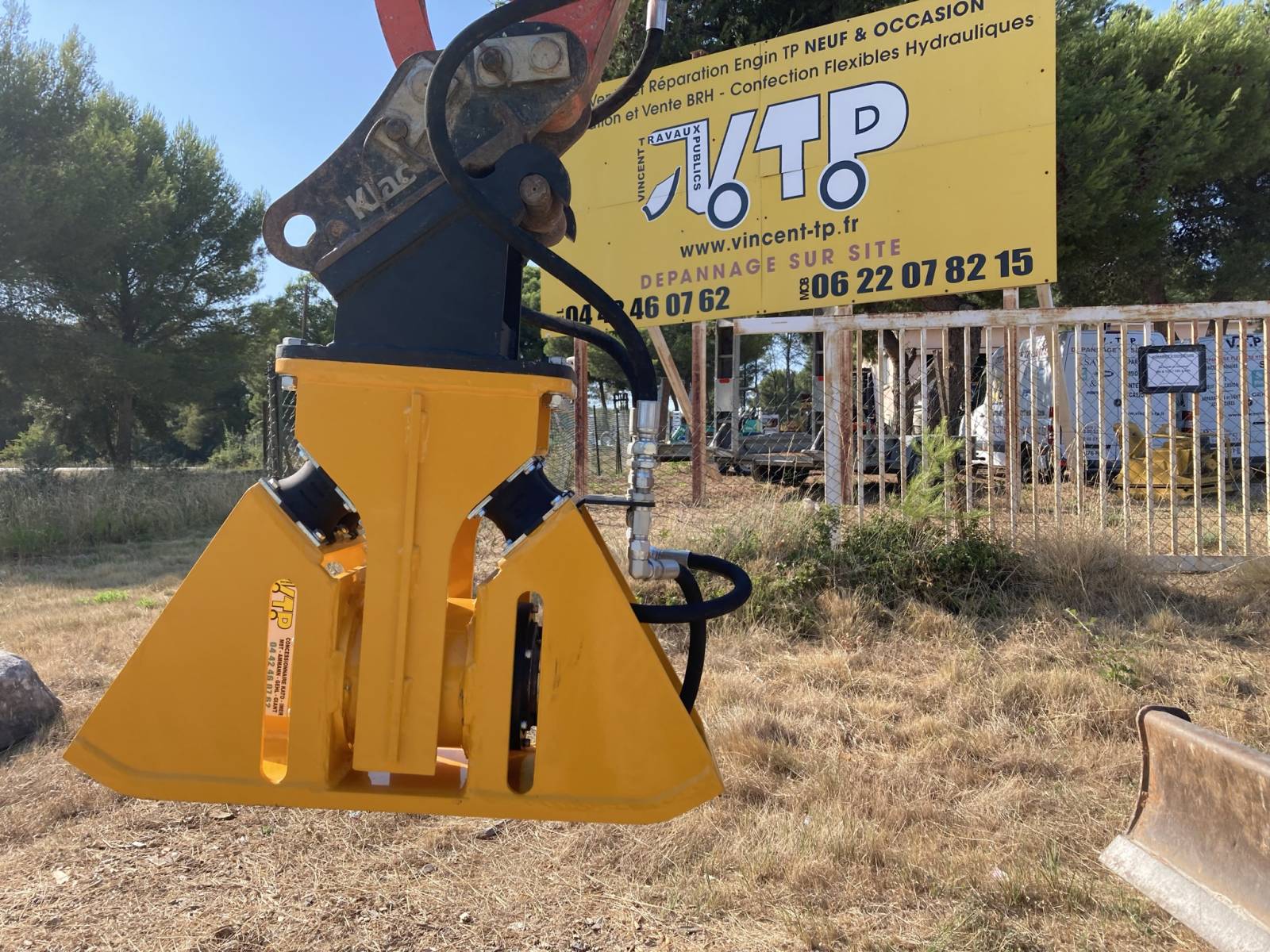 plaque vibrante mini pelle neuve arrowhead vincent tp 13340 Rognac