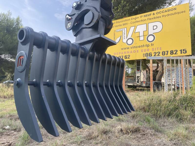 Godet rateau mini pelle vincent tp 13340 ROGNAC