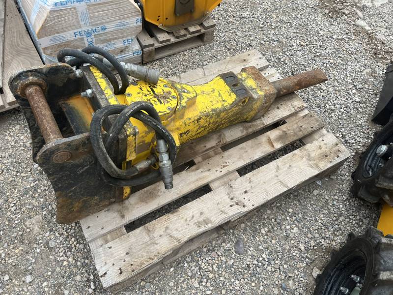 Brise Roche hydraulique Epiroc SB302