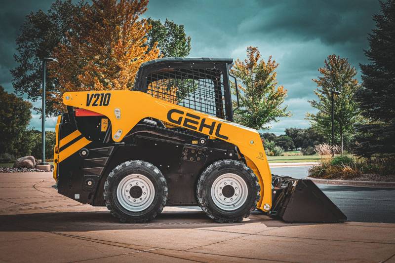 Mini chargeur GEHL V210