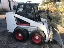 Mini Chargeur BOBCAT 743