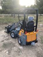 Vincent TP 13 Giant G1200 D254 13210 Saint Remy