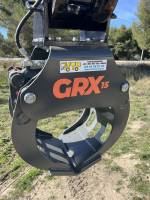 pince de tri mini pelle 2T5 13400 AUBAGNE