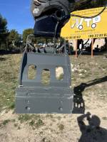 pince de tri mini pelle Bouches du rhone 13340 ROGNAC