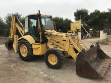 TRACTO PELLE KOMATSU WB93R