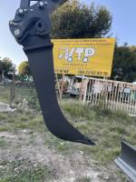 Godet Banane 130mm pour mini pelle 2.5 à 3.5T