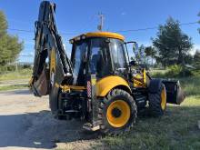 Tractopelle MST M644