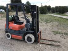 CHARIOT ELEVATEUR TOYOTA FGF15