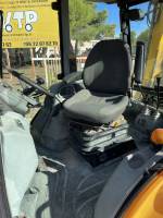 Tracto pelle occasion Vincent tp 13 AIx en provence 13100