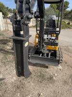 Godet banane neuf étroit mini pelle 13300 SALON DE PROVENCE