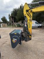 Godet malaxeur à béton BM250 pour pelle 7 à 9 tonnes