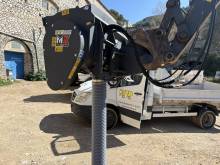 Godet malaxeur à béton BM250 pour pelle 7 à 9 tonnes