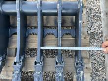 Râteau 1000mm pour pelle de 1T5 à 3T