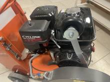 scie à sol husqvarna FS400LV 13300 SALON DE PROVENCE