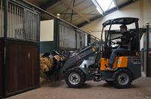 Mini Chargeuse GIANT D204SW